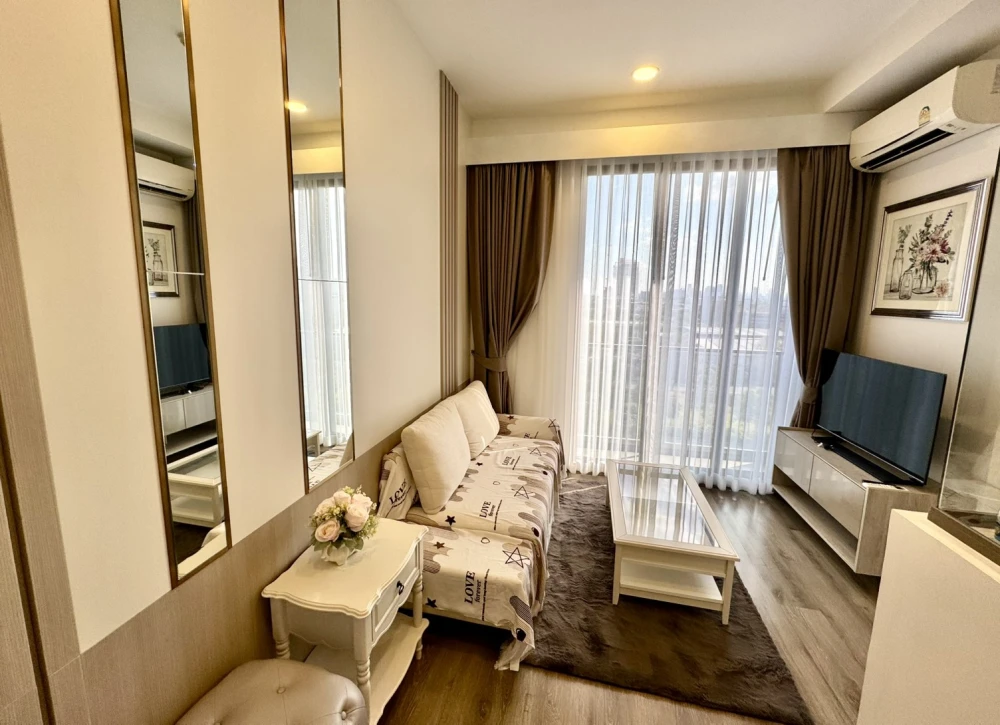 Urgent sale!! Condo Miti Chiva Kaset Station, fully furnished, brand new room, beautiful corner view, ready to move in, hurry and book now!!