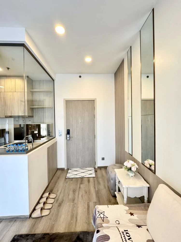 Urgent sale!! Condo Miti Chiva Kaset Station, fully furnished, brand new room, beautiful corner view, ready to move in, hurry and book now!!