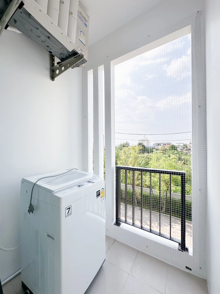 Urgent sale!! Condo Union Charan 3, 3rd floor, Building G, beautifully decorated room, ready to move in, good price, don't miss it!!