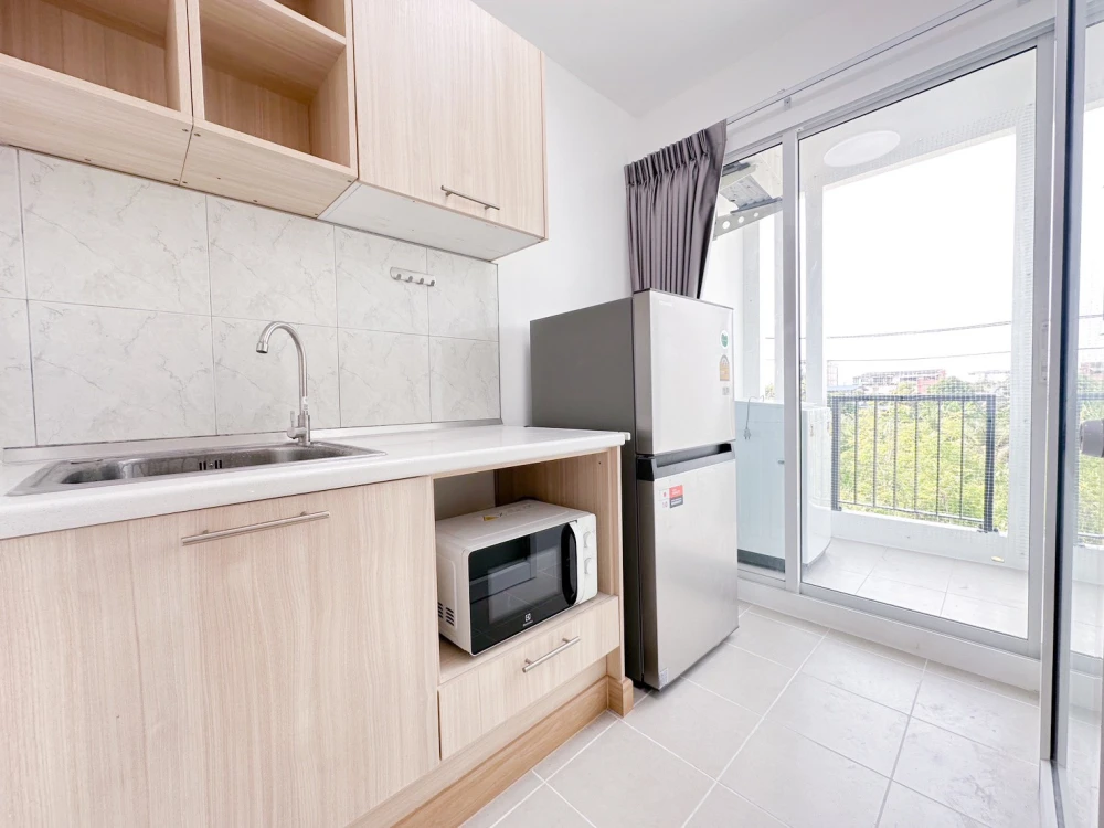 Urgent sale!! Condo Union Charan 3, 3rd floor, Building G, beautifully decorated room, ready to move in, good price, don't miss it!!