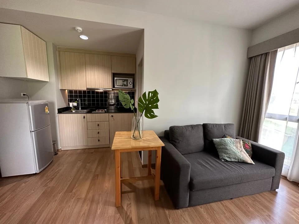 Urgent Sale!! Condo Unio Sukhumvit 72, 3rd Floor, Building E, Corner Unit, Beautiful Unit, Fully Furnished, Ready to Move In! Don't Miss Out!!
