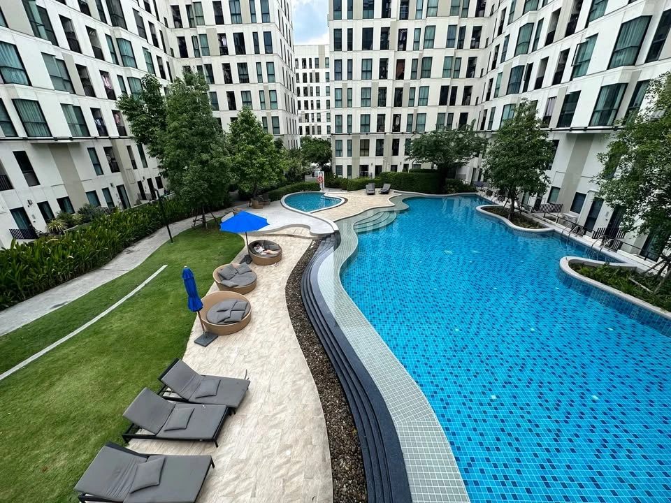 Urgent Sale!! Condo Unio Sukhumvit 72, 3rd Floor, Building E, Corner Unit, Beautiful Unit, Fully Furnished, Ready to Move In! Don't Miss Out!!