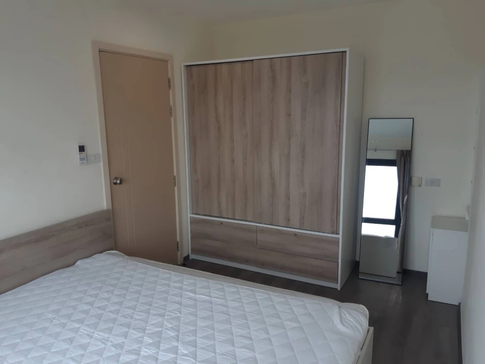 Urgent sale!! Condo Rich Park Triple Station, 11th floor, beautiful room, fully furnished, ready to move in, don't miss it!!