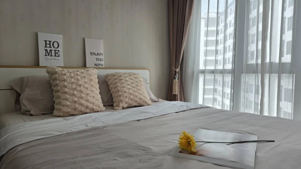 Urgent Sale!! Regent Home 18 Chaengwattana-Lak Si Condo, beautiful room with pool view, fully furnished, ready to move in! Don't miss out!!