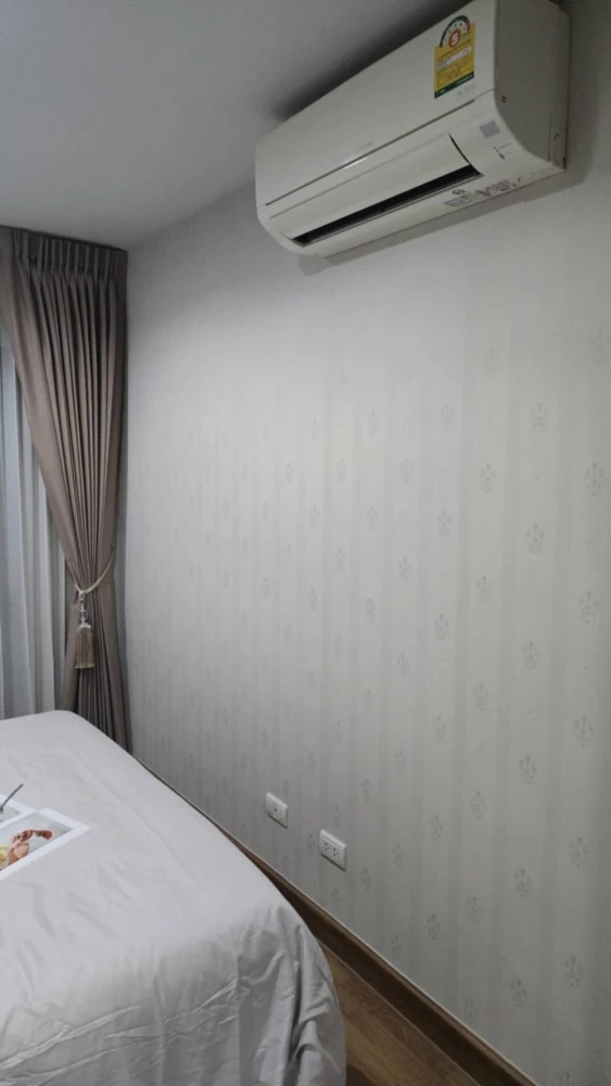 Urgent Sale!! Regent Home 18 Chaengwattana-Lak Si Condo, beautiful room with pool view, fully furnished, ready to move in! Don't miss out!!