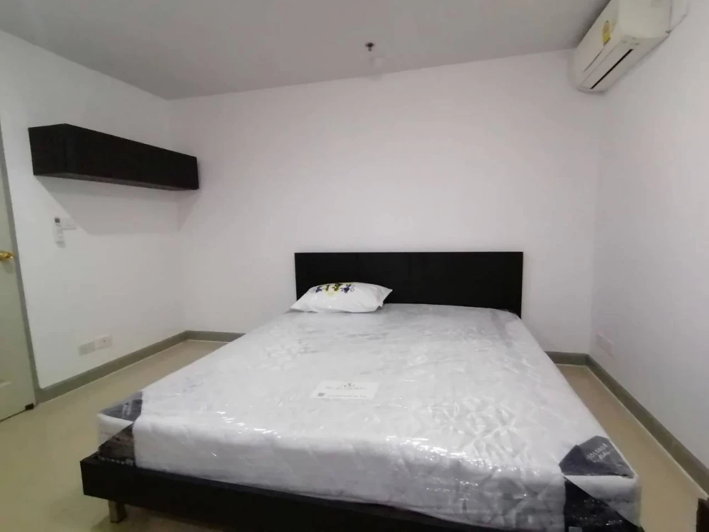 Urgent sale, Regent Home Condo 7/2, spacious room, lots of usable space, good price, reserve now, don't delay.
