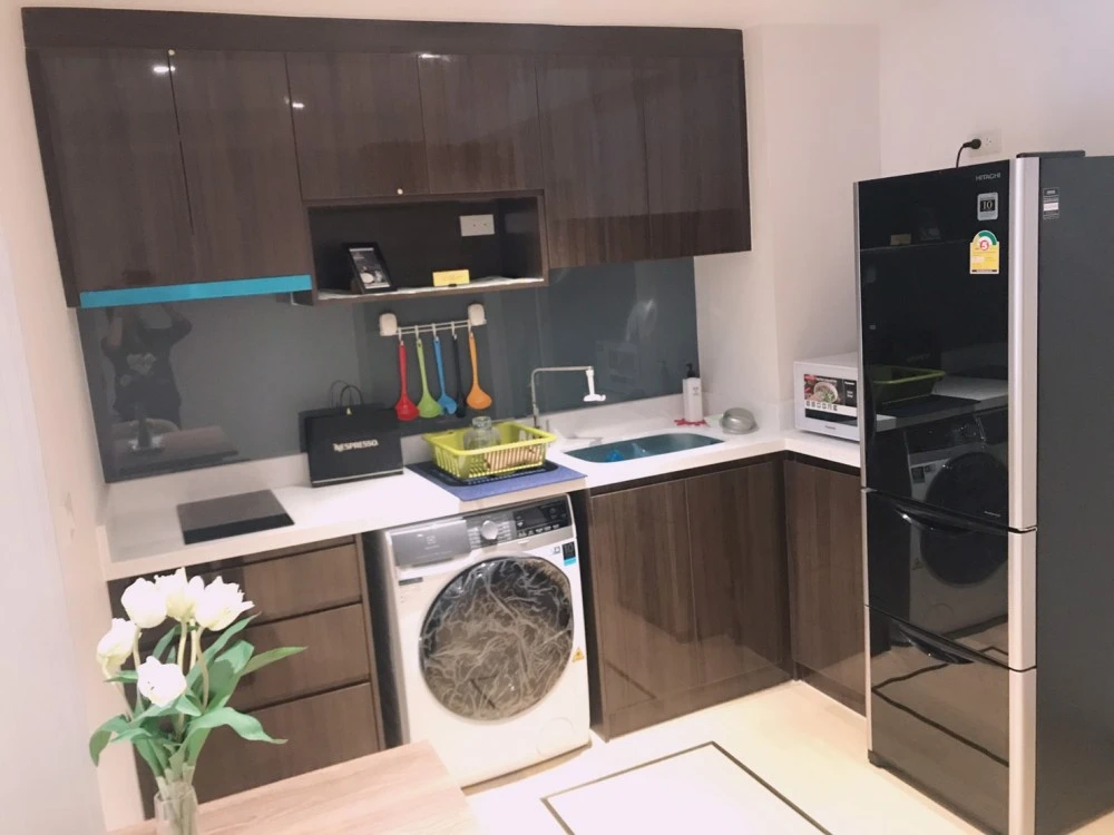 For sale/rent urgently!! Condo Runesu Thonglor 5, 2nd floor, beautiful room, fully furnished, ready to move in, good price, don't miss it!!