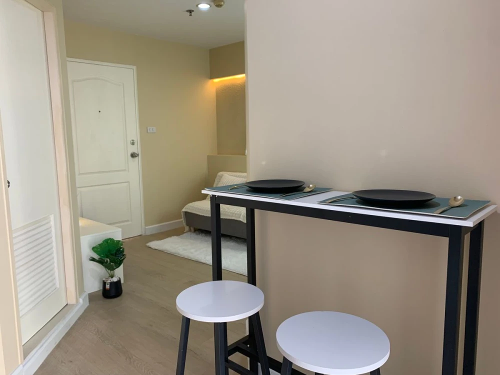 Urgent sale!! Lumpini Condo Town Ramintra - Nawamin, 14th floor, ready to move in, corner room, convenient transportation, book now!!