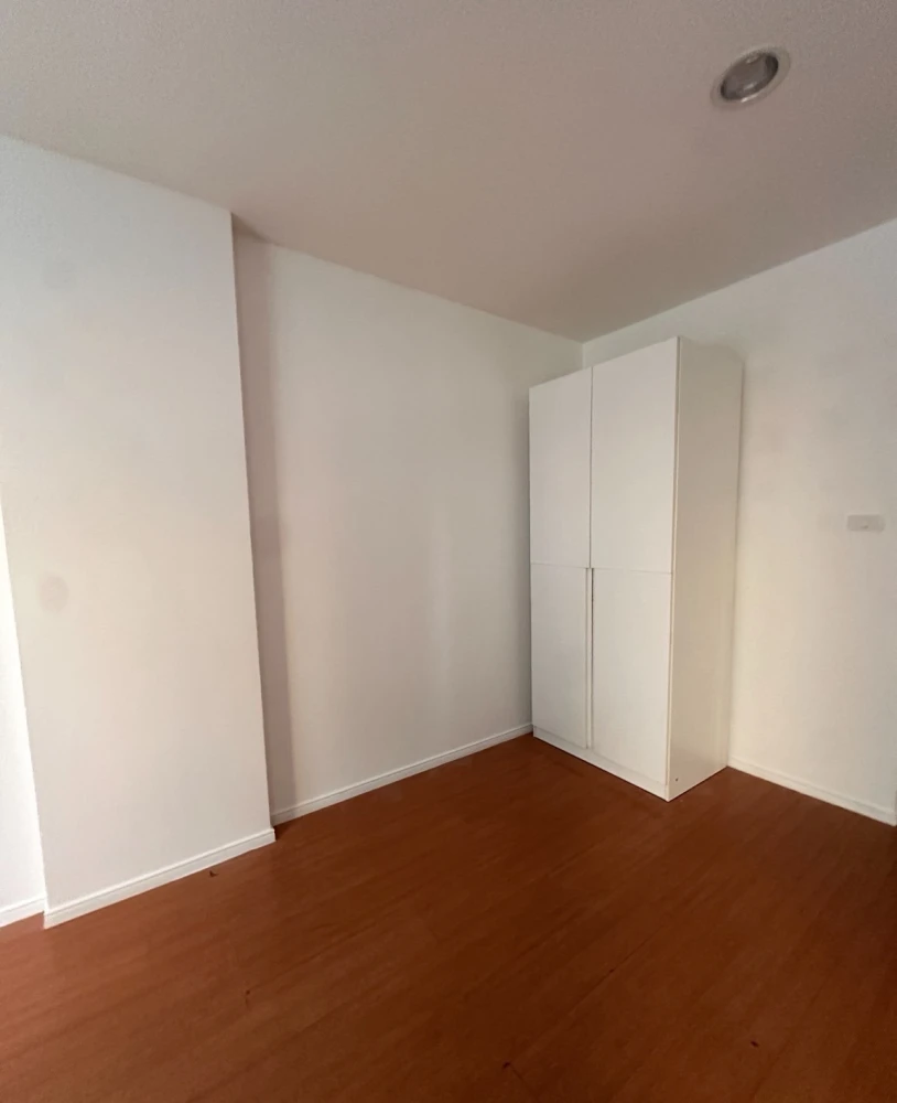 Urgent sale!! Lumpini Township Condo, Rangsit, Khlong 1, 1st floor, Building E3, empty room, ready to move in, hurry up and book now, don't miss out!!
