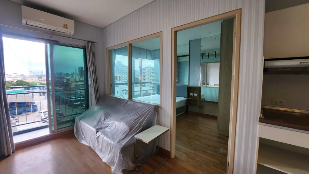 Urgent sale!! Lumpini Park Vibhavadi-Chatuchak Condo, 6th floor, garden view, beautiful room, fully furnished, ready to move in. Don't miss out!!