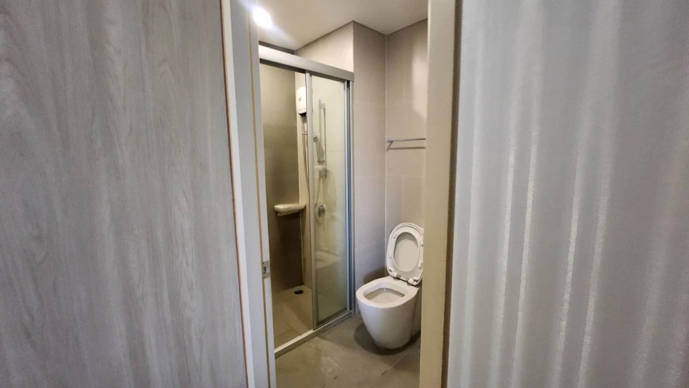 Urgent sale!! Lumpini Park Vibhavadi-Chatuchak Condo, 6th floor, garden view, beautiful room, fully furnished, ready to move in. Don't miss out!!