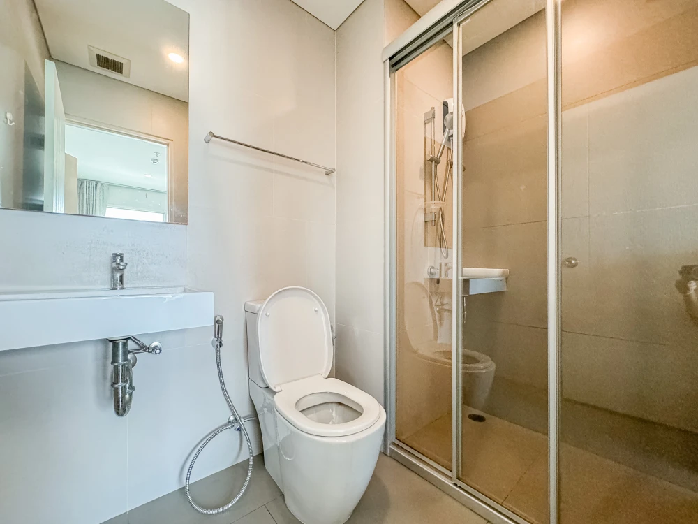 Urgent sale! Lumpini Park Vibhavadi-Chatuchak Condo. Ready to move in. Well-parted. Great price. Reserve today!