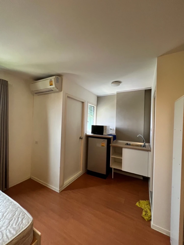 Urgent sale!! Lumpini Mix Theparak-Srinakarin Condo, 4th floor, Building B2. Fully furnished, ready to move in. Reserve now!!