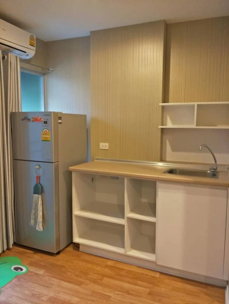Urgent sale! Lumpini Mix Condo Theparak - Srinakarin, room with good wallpaper, reasonable price, buy now!