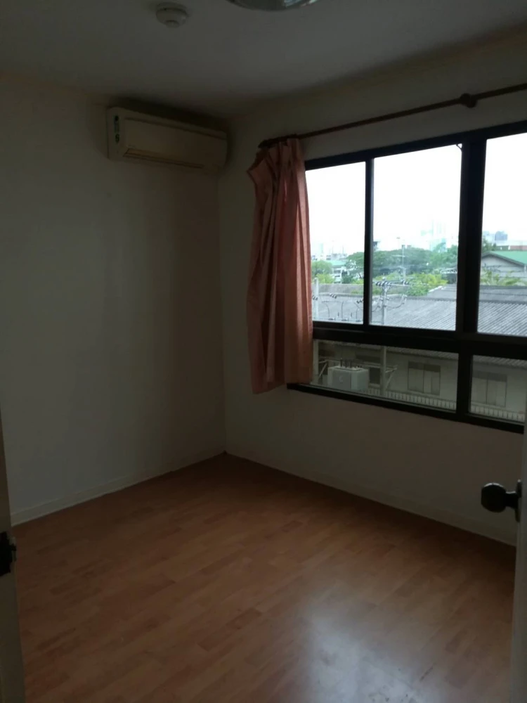Urgent sale!! Lumpini Ville Condo, Phra Mae Mari - Sathorn, 8th floor, Building A, nice room, good price, hurry up and book now!!
