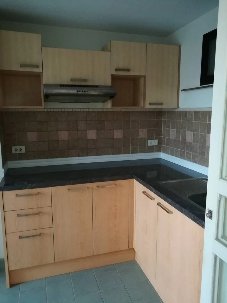 Urgent sale!! Lumpini Ville Condo, Phra Mae Mari - Sathorn, 8th floor, Building A, nice room, good price, hurry up and book now!!