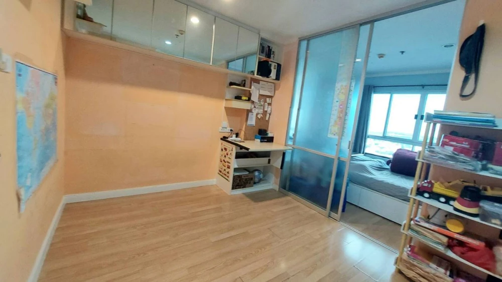 Urgent sale!! Lumpini Ville Rat Burana-Riverview condo, 28th floor, Building A, city view, fully furnished room, ready to move in, hurry and book now!