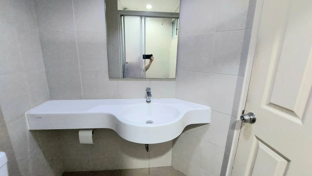 Urgent sale!! Lumpini Ville Rat Burana-Riverview condo, 28th floor, Building A, city view, fully furnished room, ready to move in, hurry and book now!