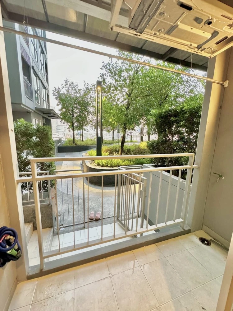 Urgent sale! Lumpini Place Condo, Rama 3 - Riverine, beautiful room, next to the garden, city view, very private, buy now!