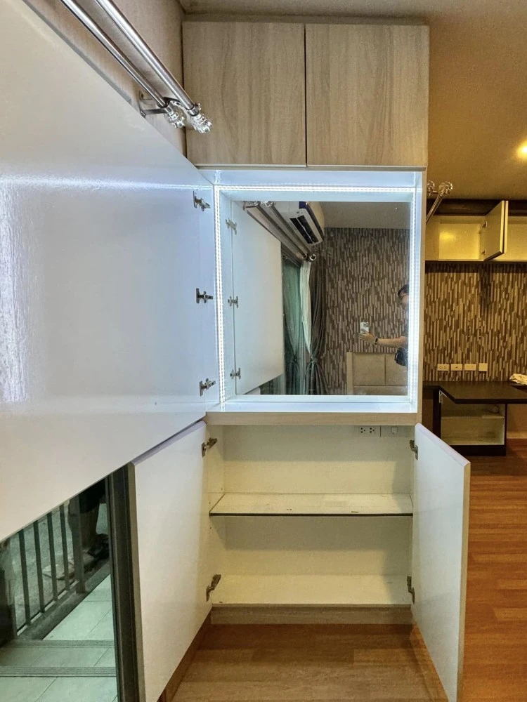 Urgent sale! Lumpini Place Condo, Rama 3 - Riverine, beautiful room, next to the garden, city view, very private, buy now!