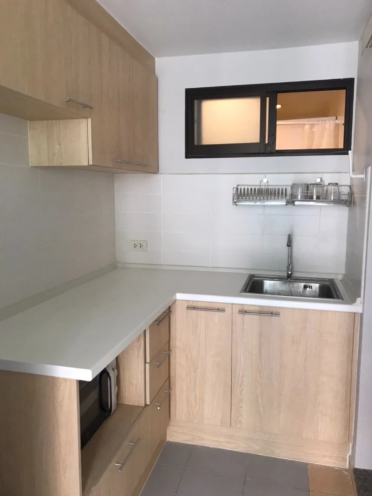 Urgent sale!! Lumpini Place Condo, Ratchada - Tha Phra, 26th floor, Building B, beautiful room, full facilities, hurry to book now!!