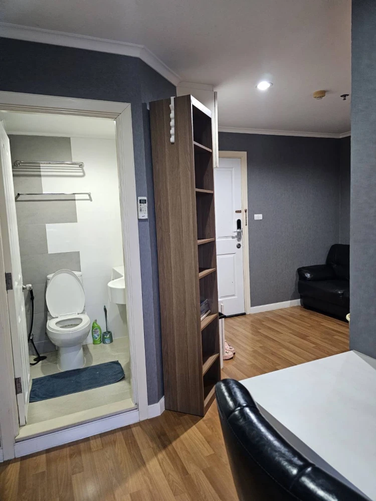 Urgent sale!! Lumpini Place Ratchayothin Condo, 19th floor, Building B, beautiful room, ready to move in, good price, hurry up and book now!!