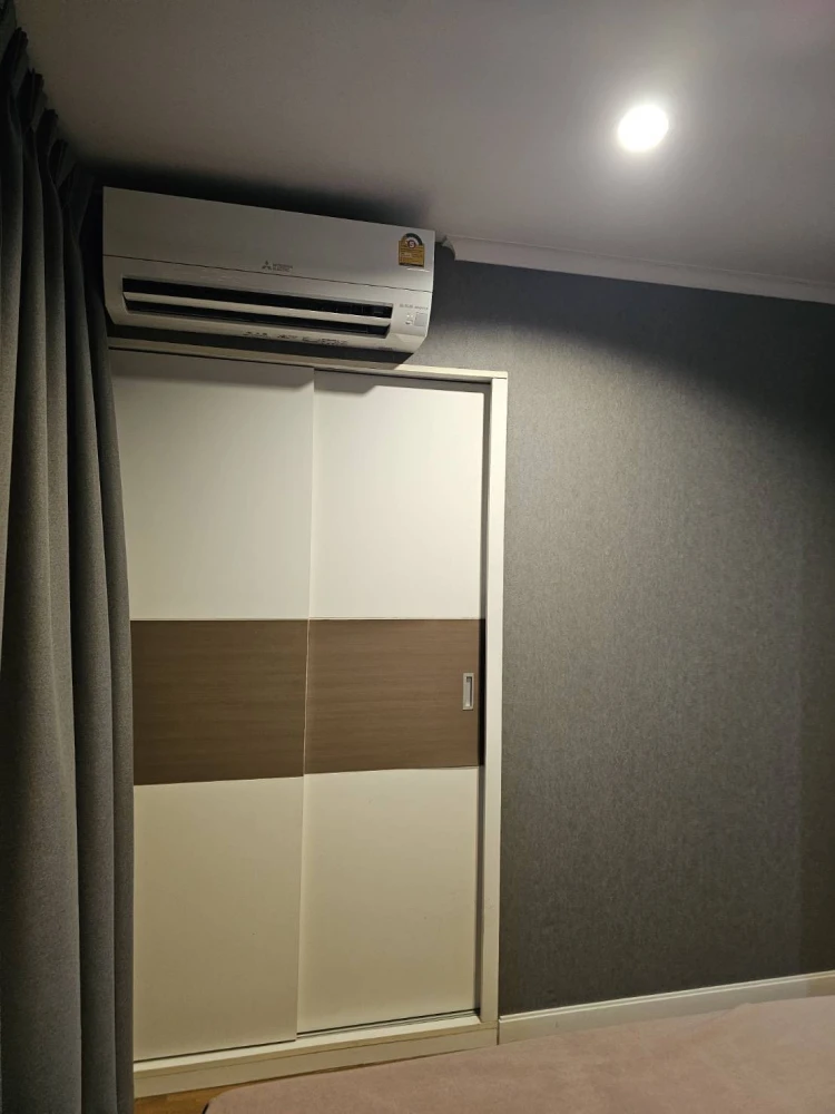 Urgent sale!! Lumpini Place Ratchayothin Condo, 19th floor, Building B, beautiful room, ready to move in, good price, hurry up and book now!!