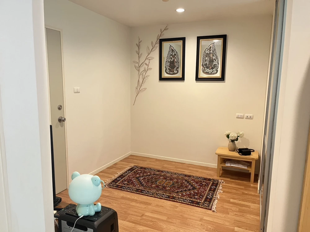 Urgent sale, Lumpini Park Condo Nawamin-Sri Burapha, 4th floor, garden view, decorated and ready to move in. Buy now, don't wait.
