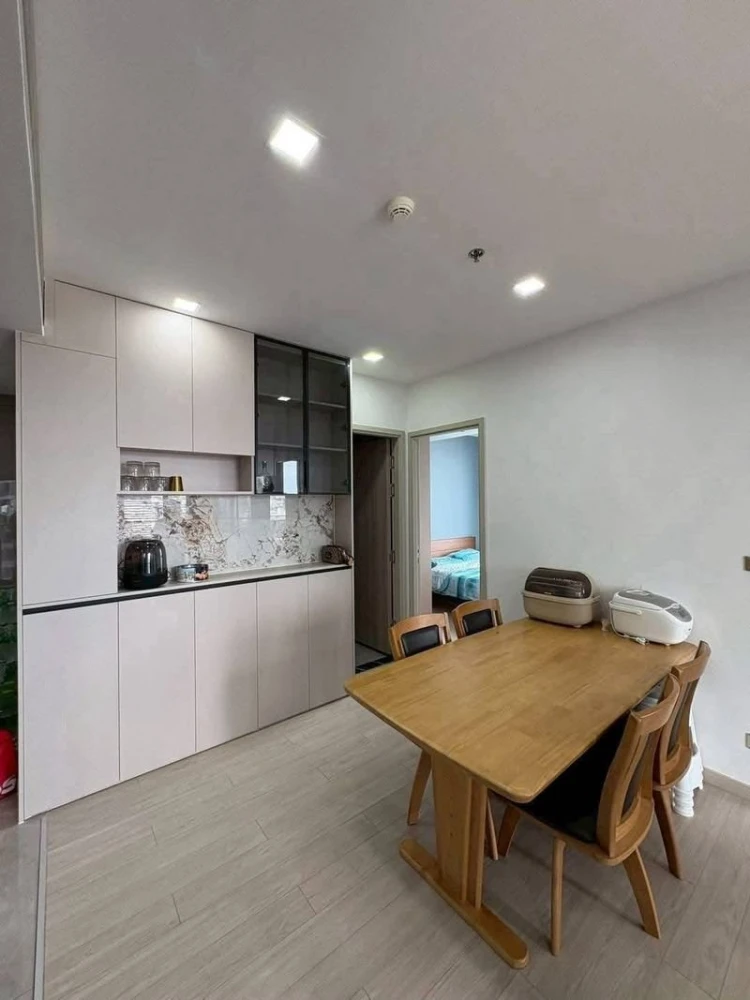 Urgent sale!! Condo One Nine Five Asoke-Rama 9, 35th floor, fully furnished, ready to move in. Reserve now!!