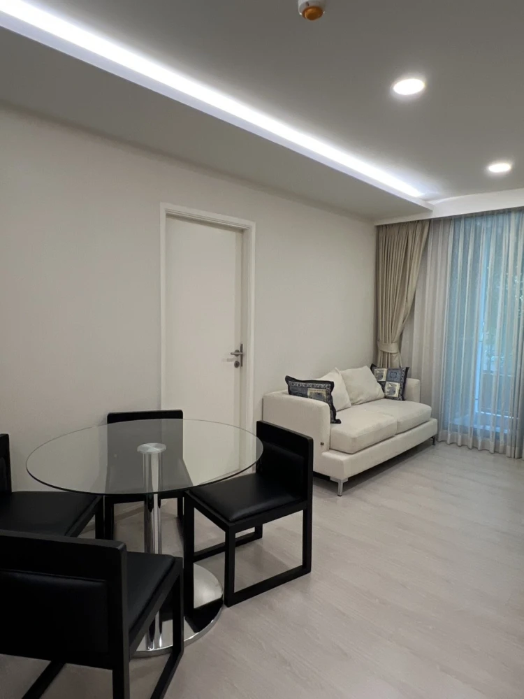 ขายด่วน!! คอนโด วีธารา สุขุมวิท 36 ชั้น 1 ตึก A ห้องสวย เฟอร์นิเจอร์ครบ พร้อมเข้าอยู่ได้ทันที รีบจองเลย!!