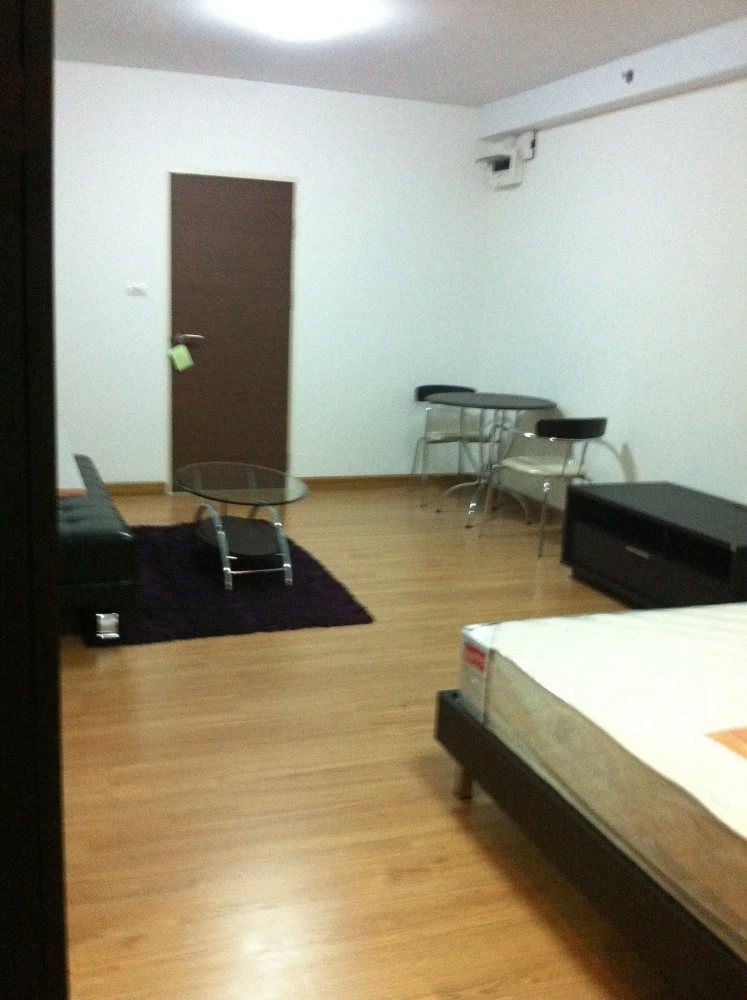 Urgent sale, Supalai Park Kaset Condo, 22nd floor, good wind, good ventilation, quiet, no noise from the road, reserve now.