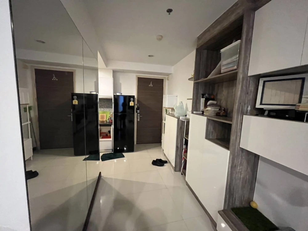 Urgent sale, Supalai Prima Riva condo, Chao Phraya River view, with balcony, built-in furniture in the whole room, buy now