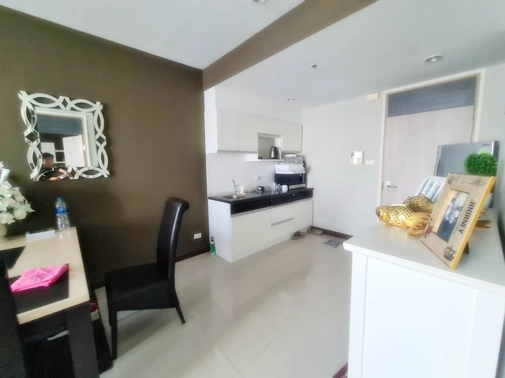 Urgent sale!! Condo Supalai Premier Ratchawithi, 14th floor, good location, convenient transportation, good price, don't miss it!!