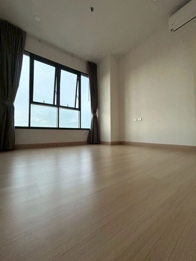 Urgent sale!! Condo Supalai Loft, Saphan Yaek Fai Chai Station, new condo, good location, ready to move in, book now!!