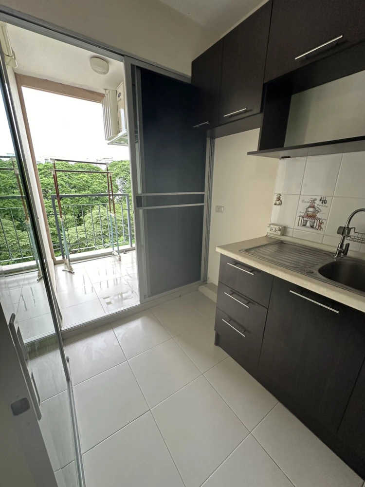 Urgent sale!! Saranville Condo @ Happyland Fully furnished, ready to move in, don't miss it!!