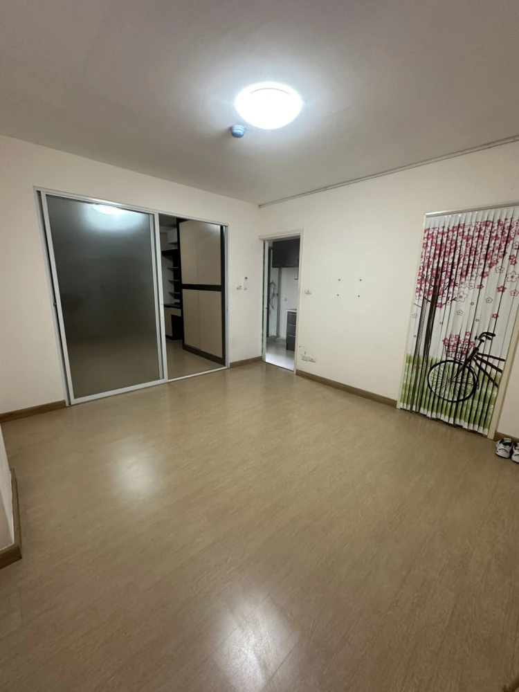 Urgent sale!! Saranville Condo @ Happyland Fully furnished, ready to move in, don't miss it!!