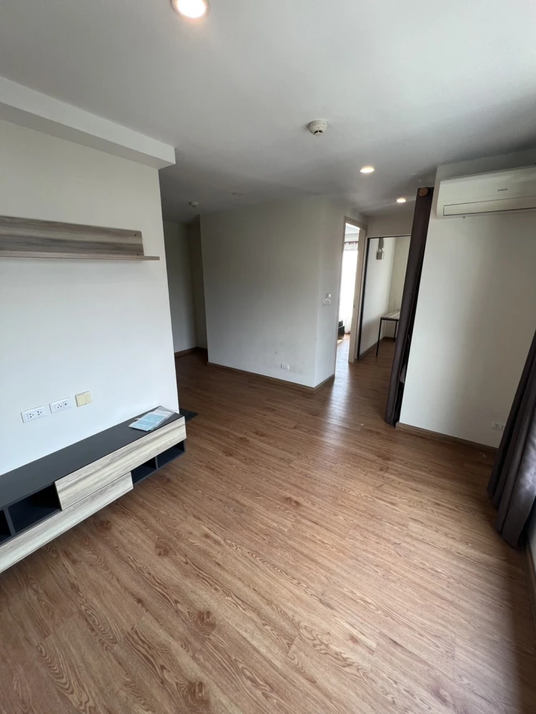 Urgent sale!! Condo Arise Ratchada 19, 7th floor, fully furnished, ready to move in. Don't miss out!!