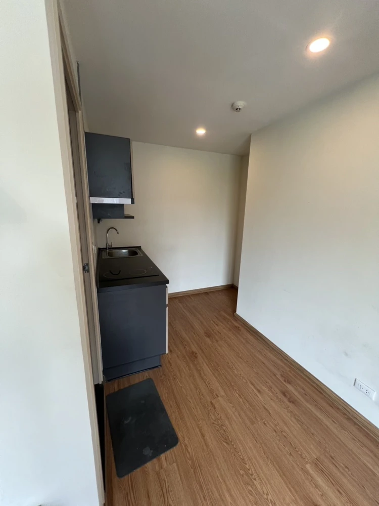 Urgent sale!! Condo Arise Ratchada 19, 7th floor, fully furnished, ready to move in. Don't miss out!!