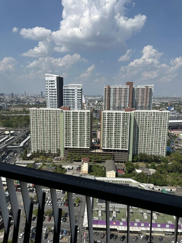 Urgent sale! Assakarn Place Srinakarin Condo, ready to move in, complete amenities. Book now!
