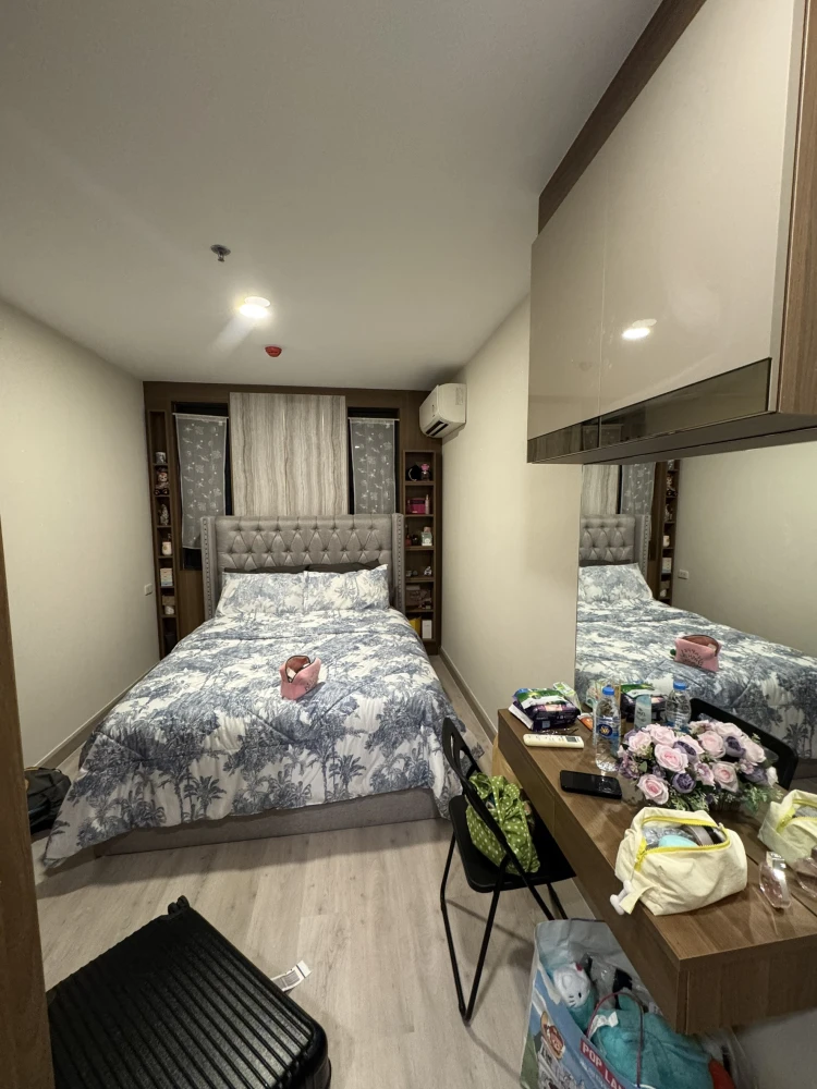 Urgent sale!! Condo Artisan Ratchada, 11th floor, Building C, beautifully decorated room, ready to move in, fully furnished, hurry and book now!!