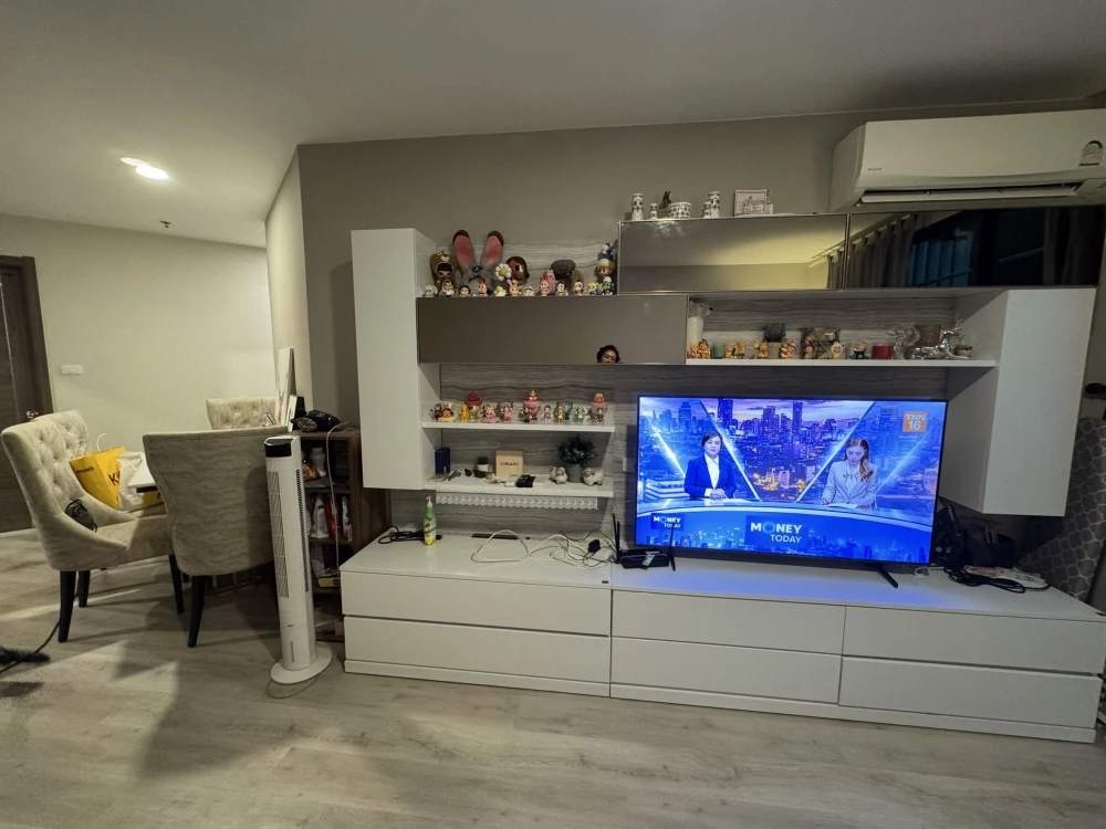 Urgent sale!! Condo Artisan Ratchada, 11th floor, Building C, beautifully decorated room, ready to move in, fully furnished, hurry and book now!!