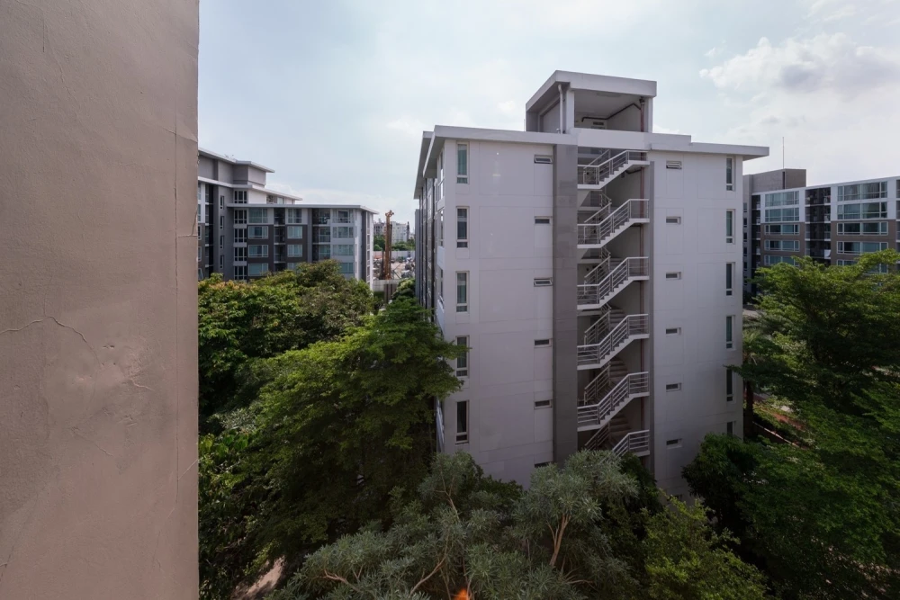 Urgent sale! Condo Element Srinakarin, 2 bedrooms, 2 bathrooms, 6th floor, affordable price. Room decorating lovers, don't miss out.