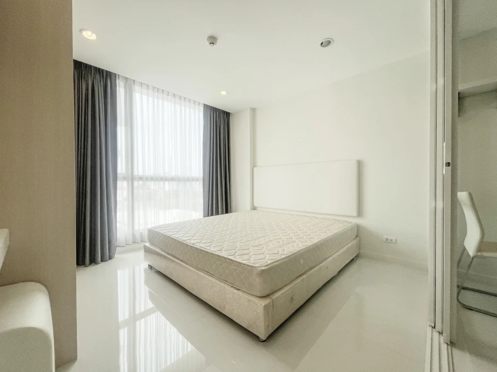 Urgent sale!! Element Srinakarin Condo, 7th floor, Building 6, open view, move in with your bags, don't miss out!!