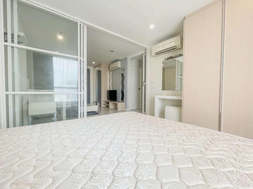 Urgent sale!! Element Srinakarin Condo, 7th floor, Building 6, open view, move in with your bags, don't miss out!!