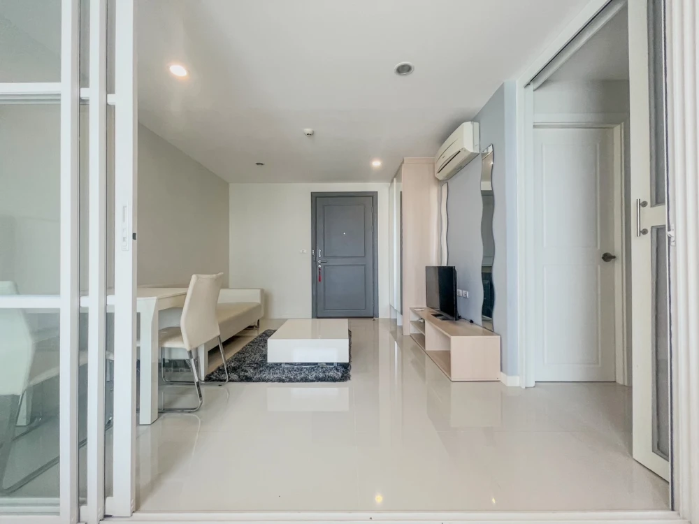 Urgent sale!! Element Srinakarin Condo, 7th floor, Building 6, open view, move in with your bags, don't miss out!!