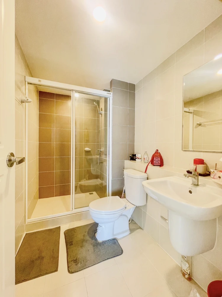 Urgent sale!! Element Srinakarin Condo, 7th floor, Building 6, open view, move in with your bags, don't miss out!!