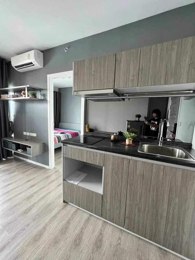 For sale or rent Kensington Sukhumvit-Theparak Condo, 19th floor, Building B, fully furnished, ready to move in immediately, don't miss it!!