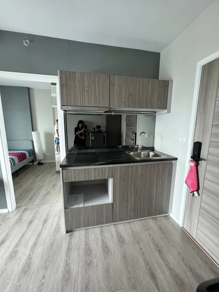 For sale or rent Kensington Sukhumvit-Theparak Condo, 19th floor, Building B, fully furnished, ready to move in immediately, don't miss it!!