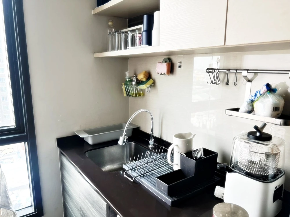 Urgent Sale!! Centric Ari Station Condo, 12A Floor, High-Rise Condo in the heart of Ari, near BTS, cafes, and restaurants. Reserve now!!