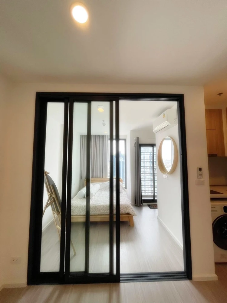 Urgent sale!! Condo Denim Chatuchak, 20th floor, Building A, decorated in Muji style, very livable, fully furnished, ready to move in, don't miss out!